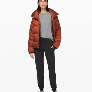 Lululemon On the Fly Jogger *LuxtremeBlack